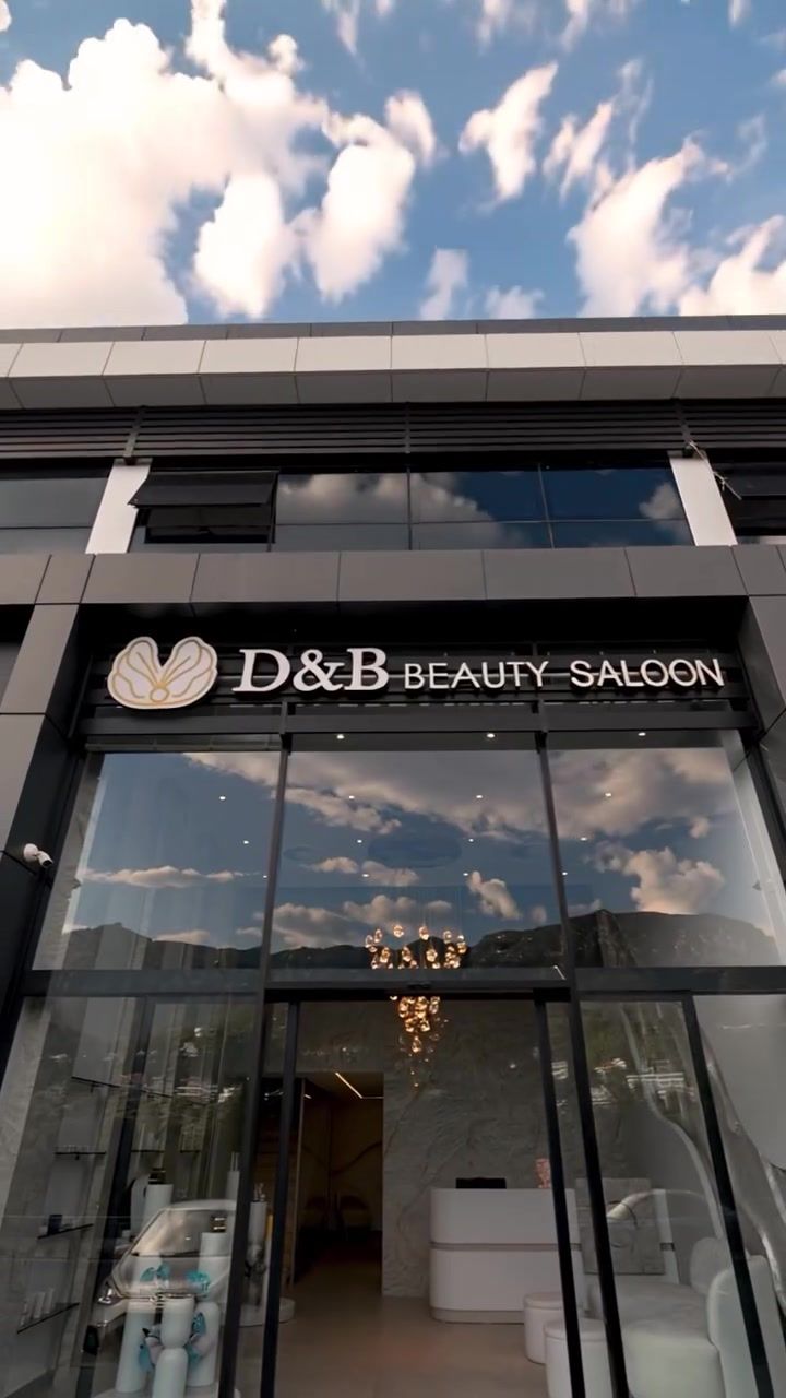 Salonun bulunduğu binanın dış cephesi